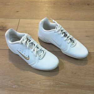Nike Cheer Shoes Size 6.5